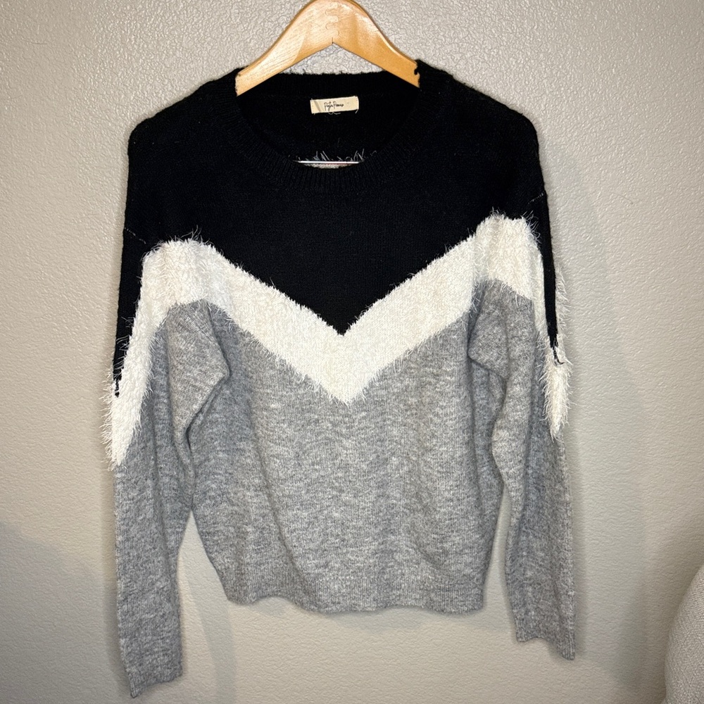 Black and Gray Chevron Sweater size Medium